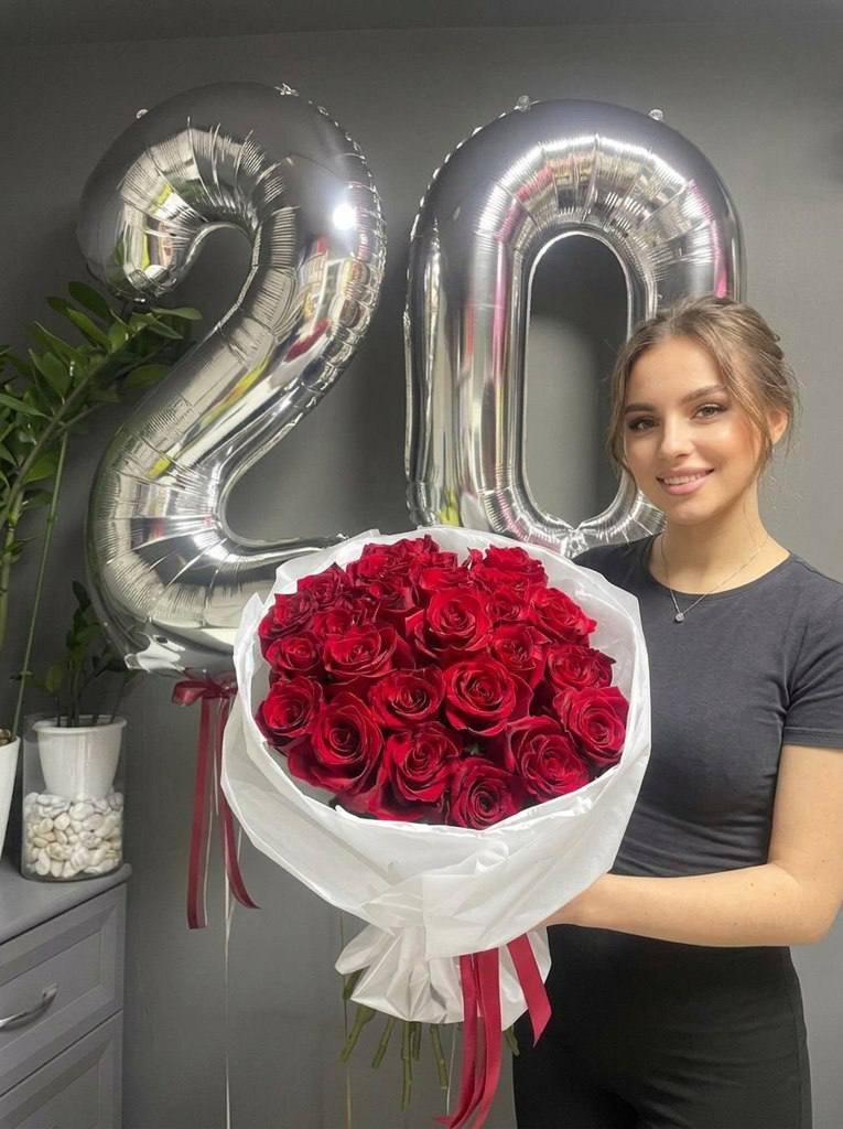 Букет и воздушные шары 006